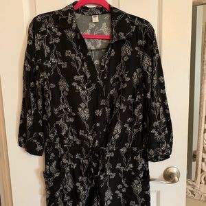 Three-Quarter Sleeve Tie-Waist Romper